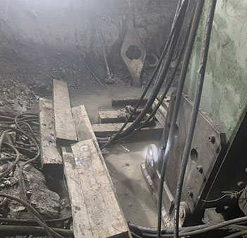 1.5米直徑通風(fēng)孔反井鉆機(jī)施工多少錢？